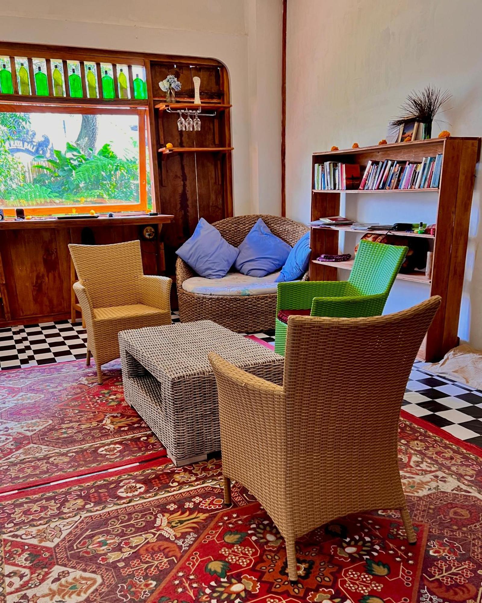 Chakra Tavern Бедуґул Екстер'єр фото